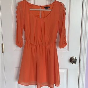 Super cute orange dress!!!